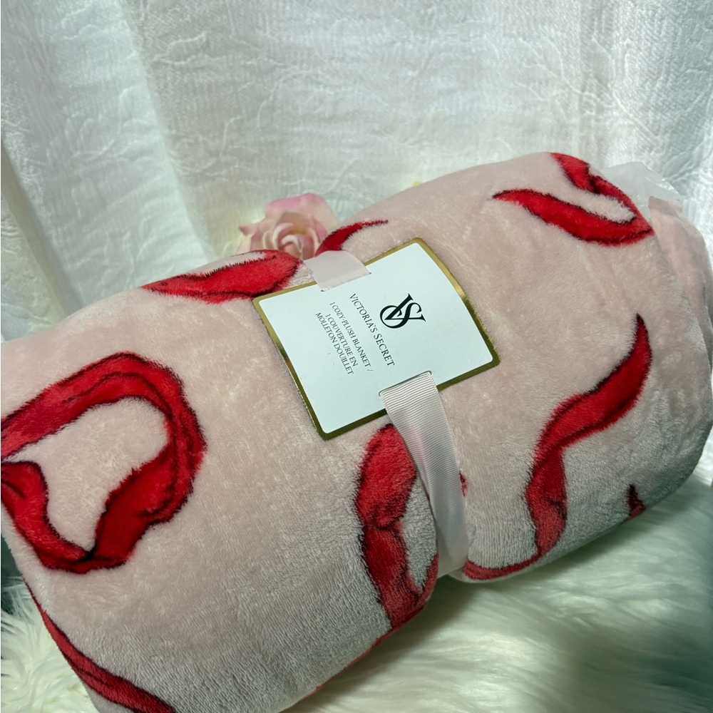 Victoria's Secret Plush Blanket in Pink and Red